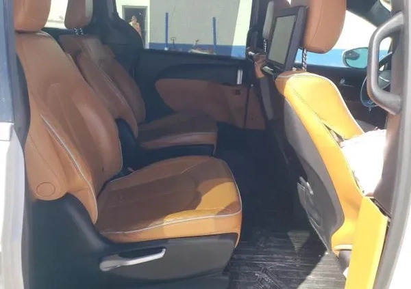 Chrysler Pacifica cena 122000 przebieg: 82396, rok produkcji 2021 z Witnica małe 79